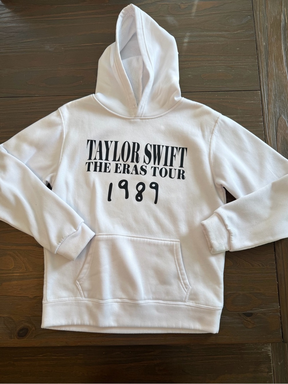 Taylor Swift The Eras Tour '1989' White Hoodie - Adult Size Small